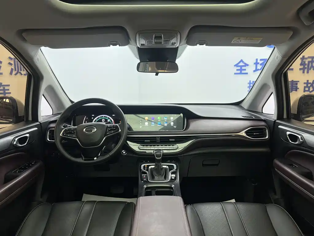 GAC Motor Trumpchi M6 2022 — фото 17