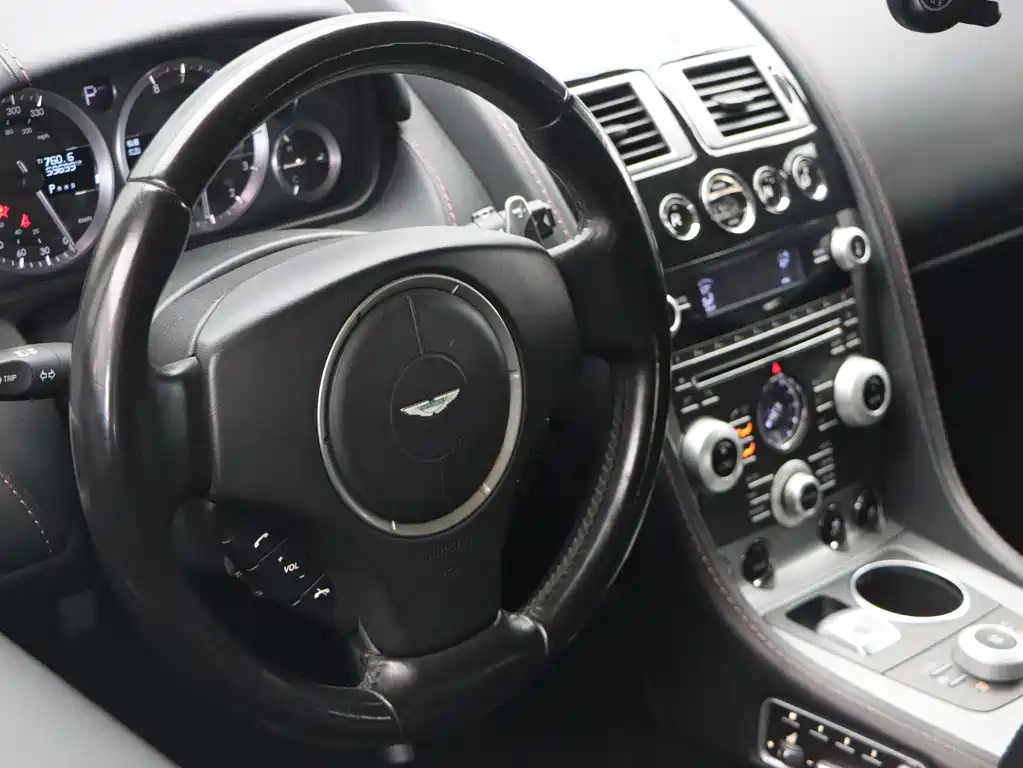 Aston Martin Rapide 2014 — фото 22