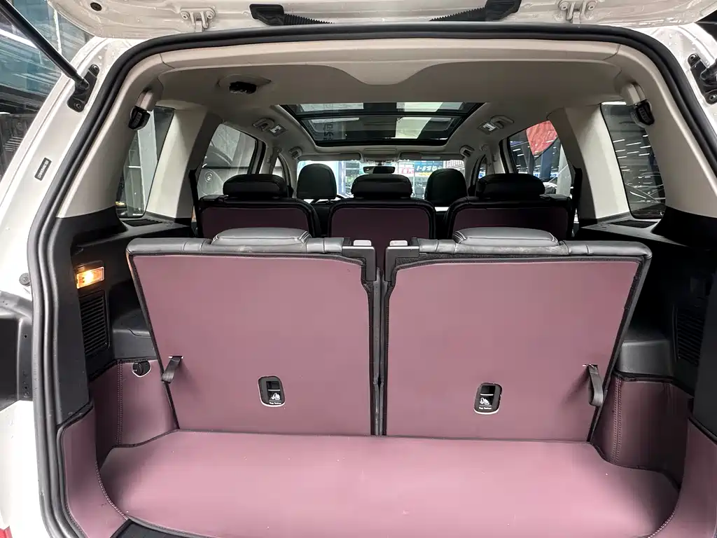 Volkswagen Touran 2020 — фото 10