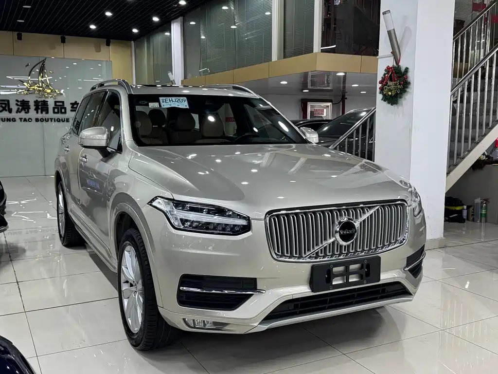 Volvo XC90 2017 — фото 3