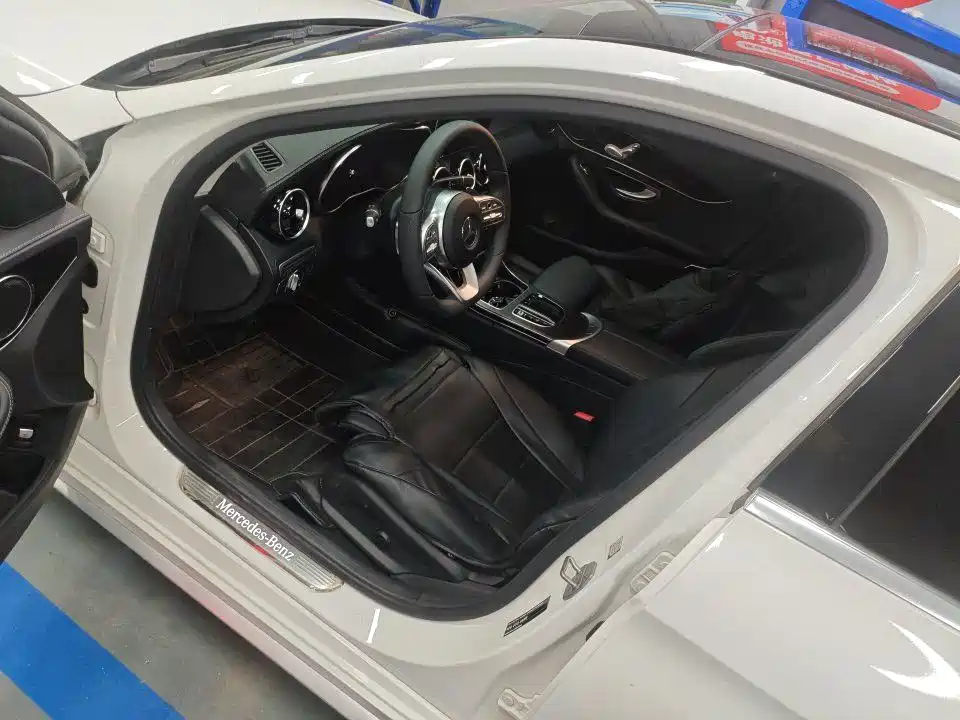 Mercedes-Benz C-Class 2020
