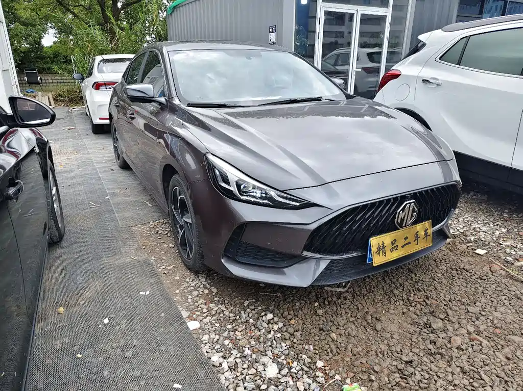 MG MG5 2021