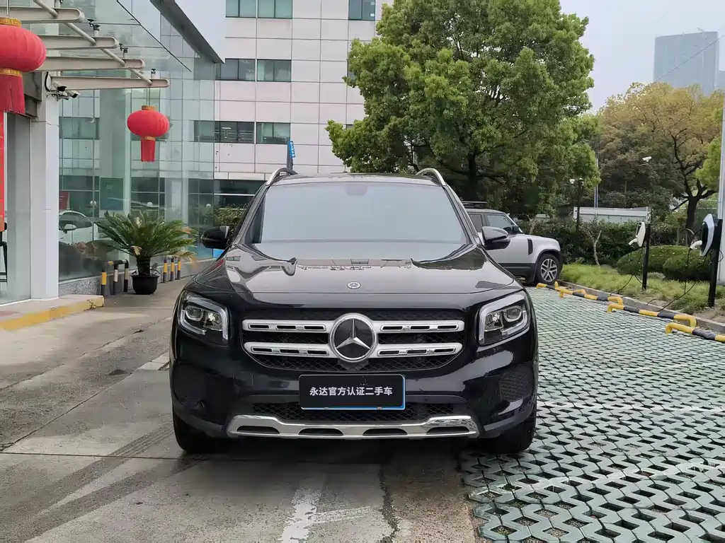 Mercedes-Benz GLB 2022 — фото 2