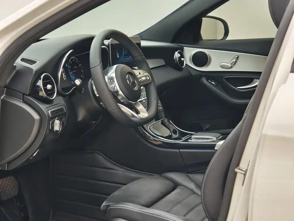 Mercedes-Benz C-Class 2020 — фото 7