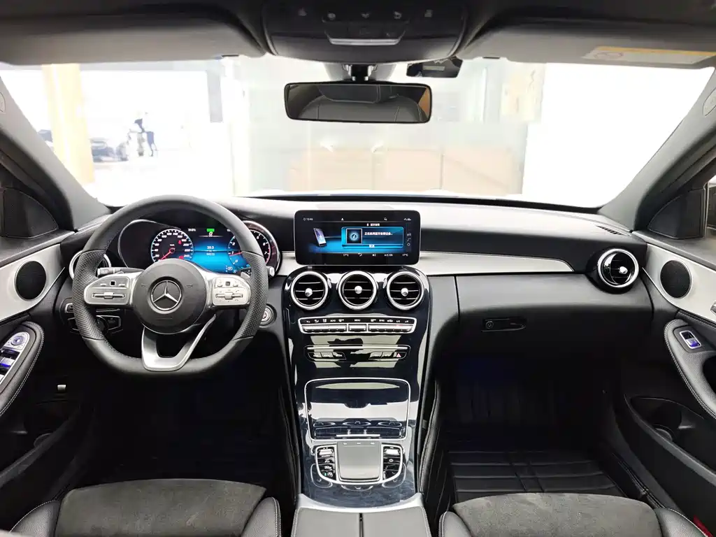 Mercedes-Benz C-Class 2020 — фото 14