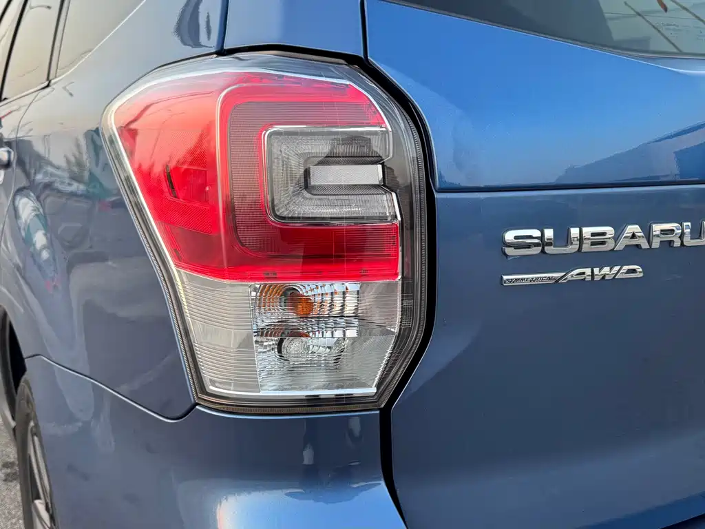 Subaru Forester 2017 — фото 5