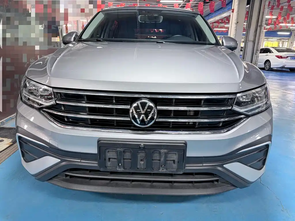 Volkswagen Tiguan L 2022 — фото 2