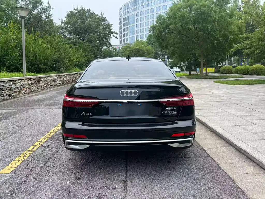 Audi A6L 2024