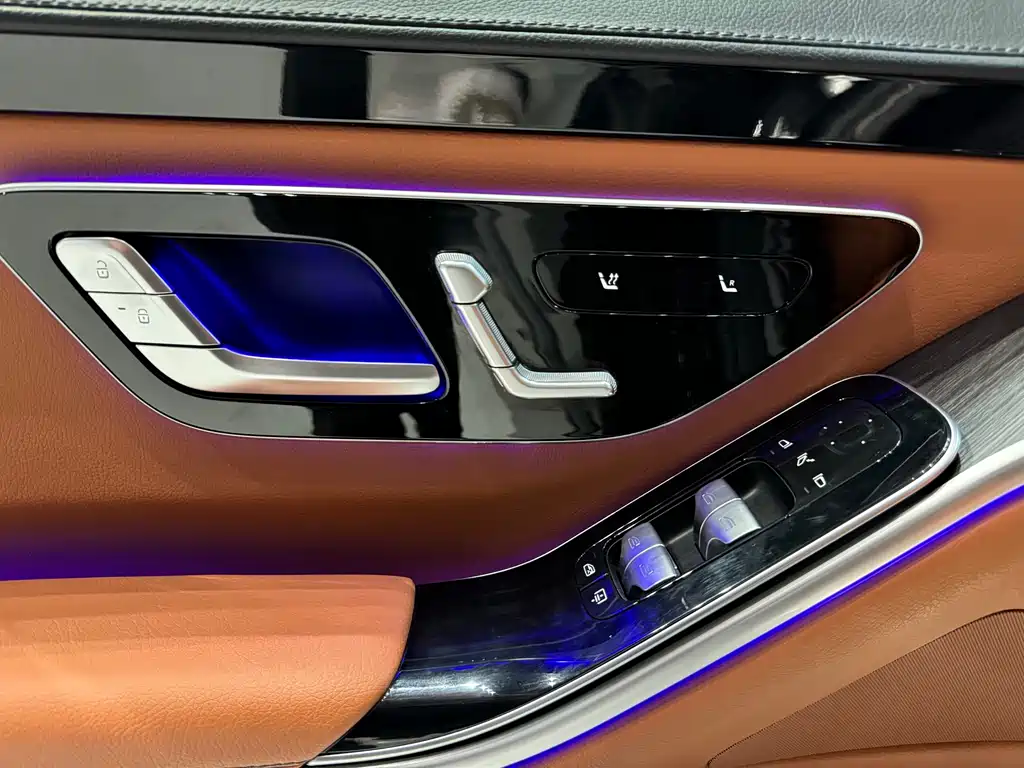 Mercedes-Benz S-Class 2022 — фото 13