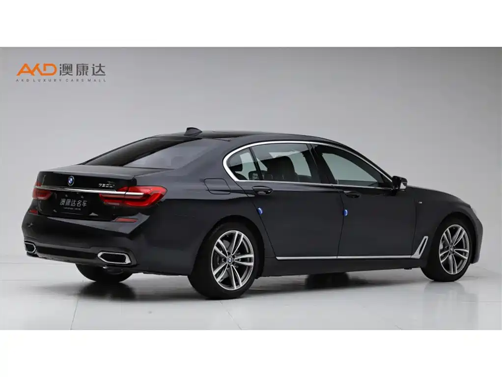 BMW 7 Series 2018 — фото 3
