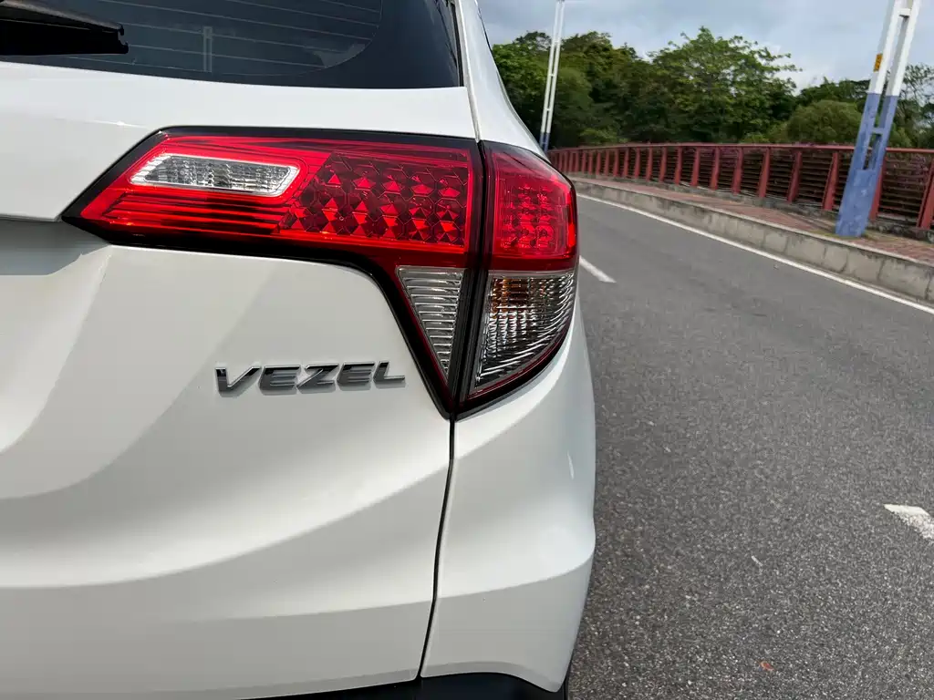 Honda Vezel 2021 — фото 15