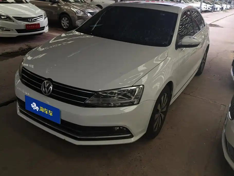 Volkswagen Sagitar 2017