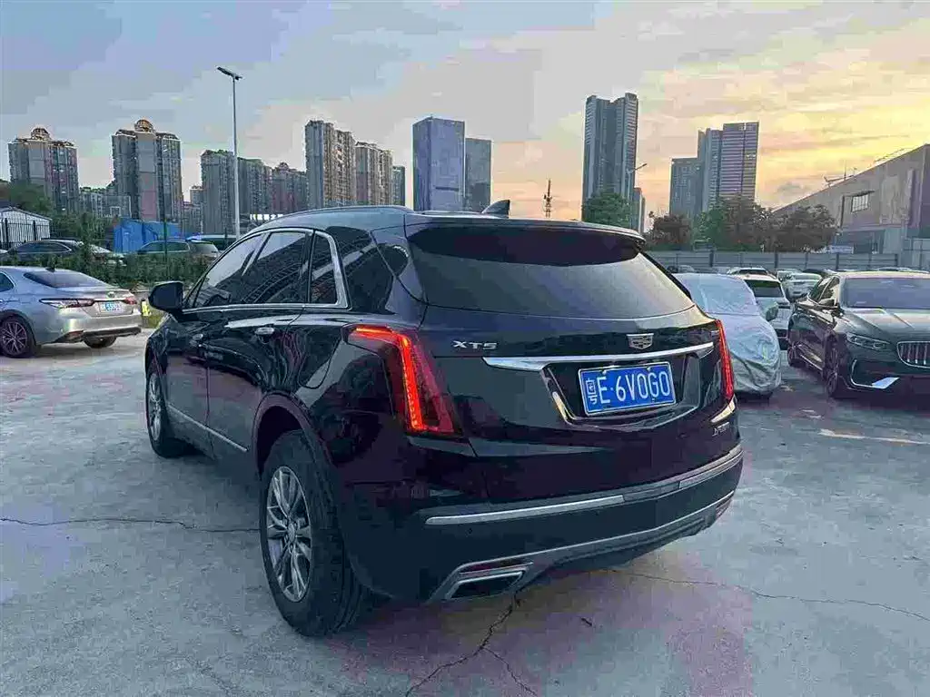 Cadillac XT5 2019 — фото 6