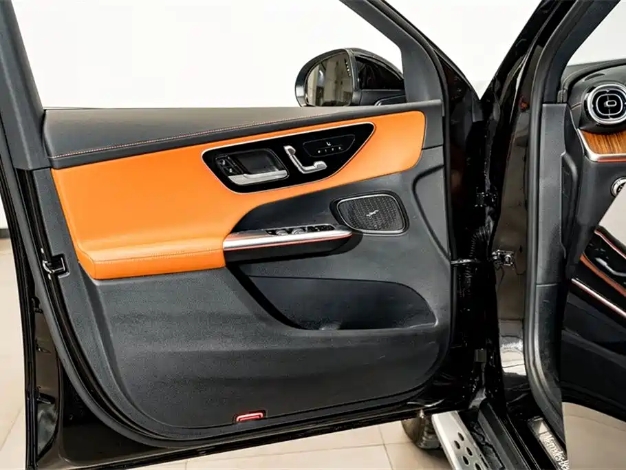 Mercedes-Benz GLC EV 2025 — фото 17