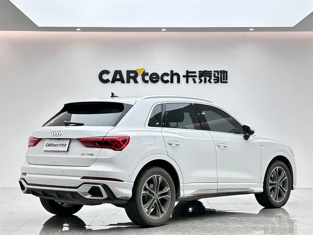 Audi Q3 2024 — фото 5