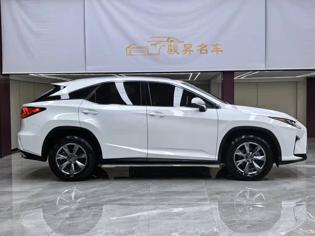 Lexus RX 2018 — фото 8
