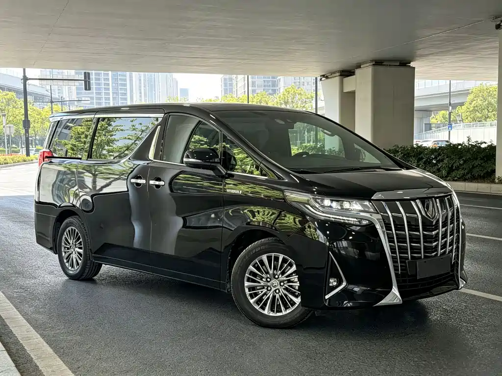 Toyota Alphard 2022 — фото 5