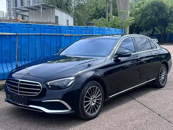 Mercedes-Benz E-Class 2023