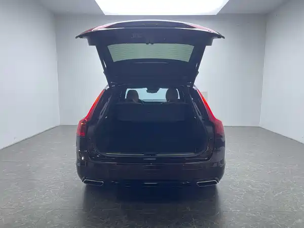 Volvo V90 2019