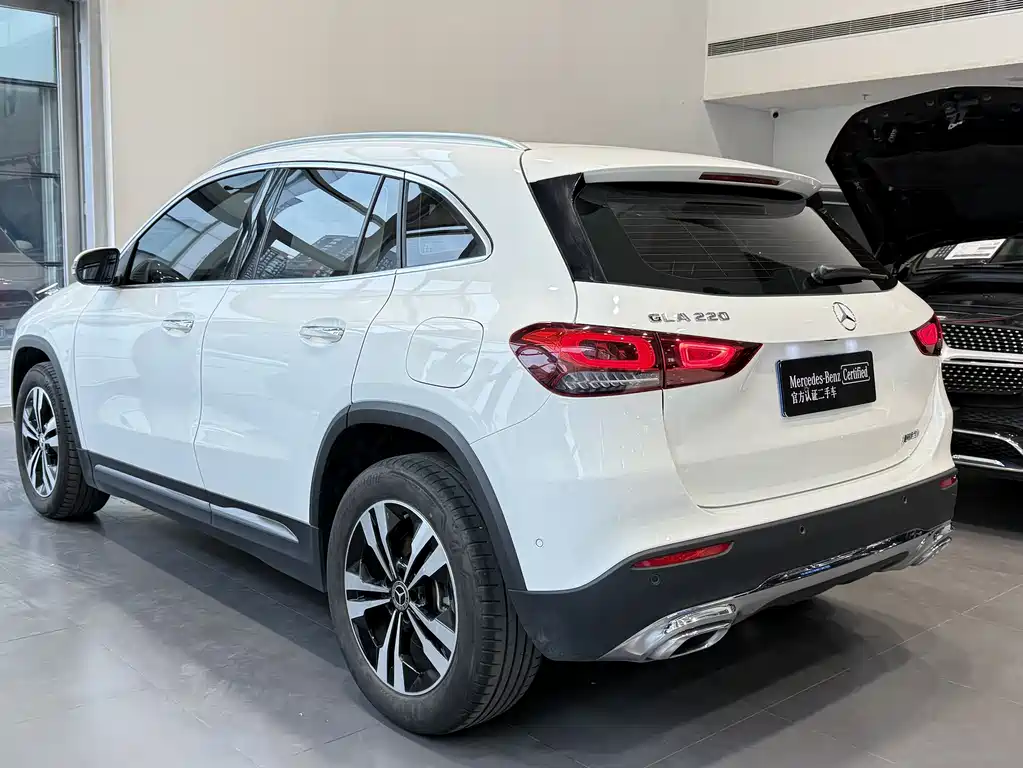 Mercedes-Benz GLA 2023 — фото 25
