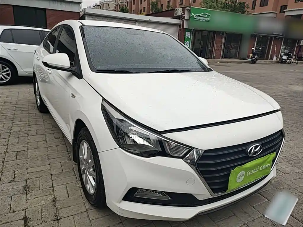 Hyundai Verna 2017 — фото 4
