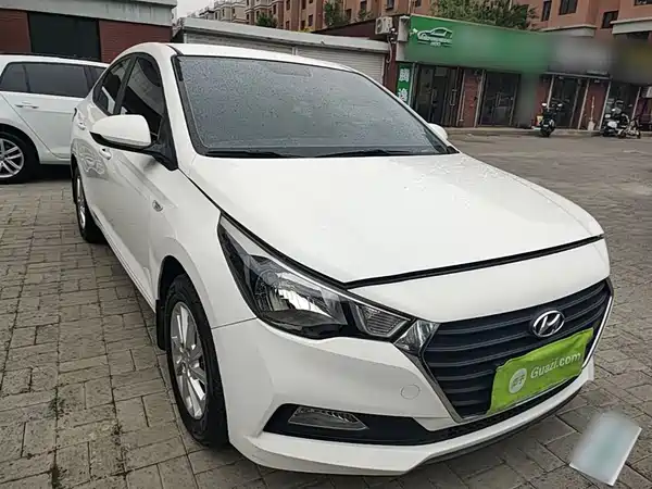 Hyundai Verna 2016