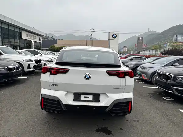 BMW X2 2024