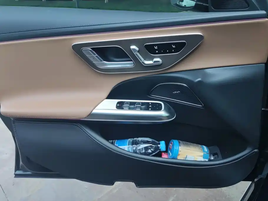 Mercedes-Benz E-Class 2025
