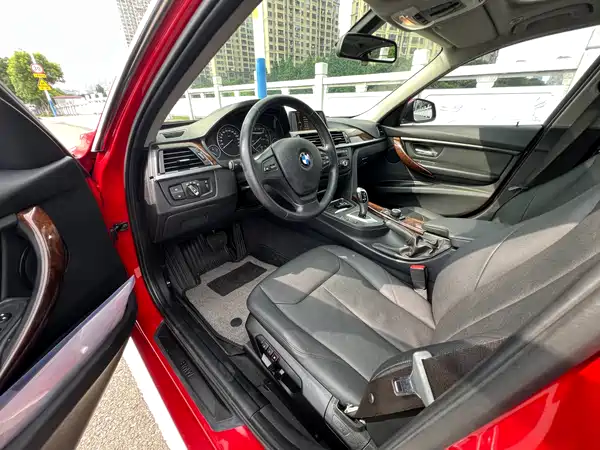BMW 3 Series 2013