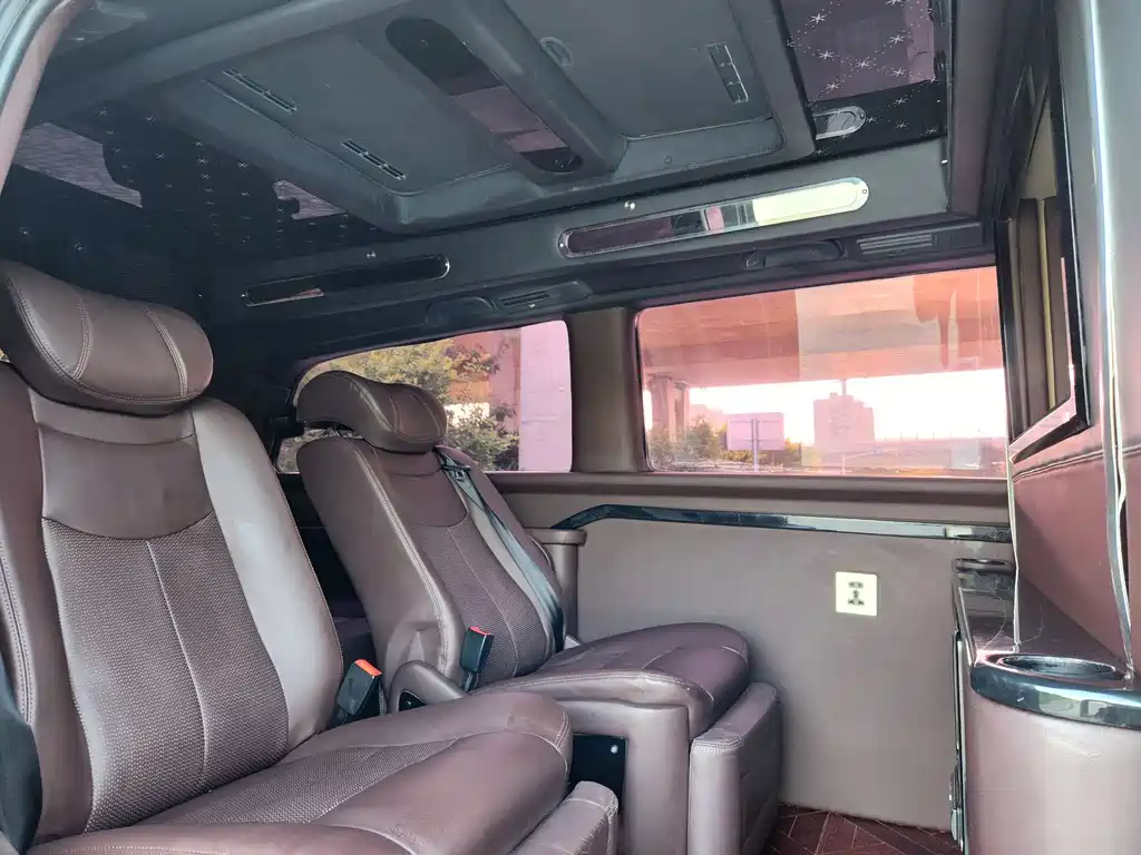 Mercedes-Benz Vito 2015 — фото 13