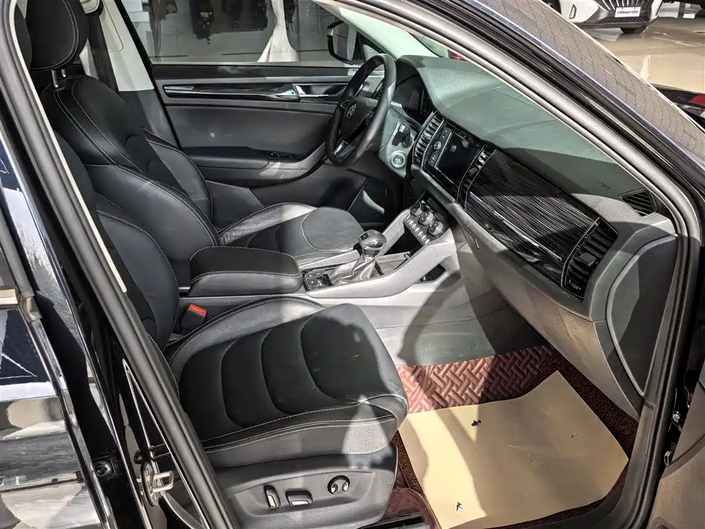 Skoda Kodiaq 2020 — фото 18