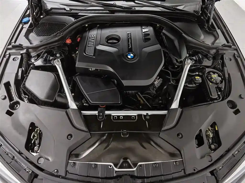 BMW 5 Series 2020