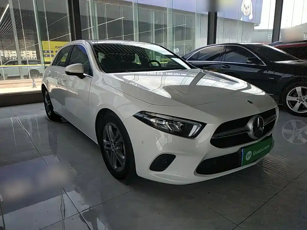 Mercedes-Benz A-Class 2020 — фото 4