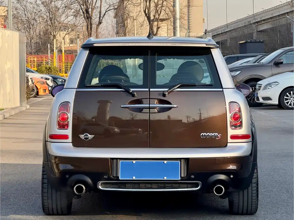 MINI Clubman 2011 — фото 5