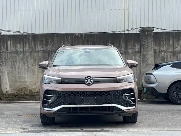 Volkswagen Tiguan L 2024