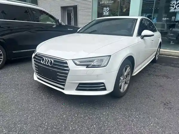 Audi A4L 2018