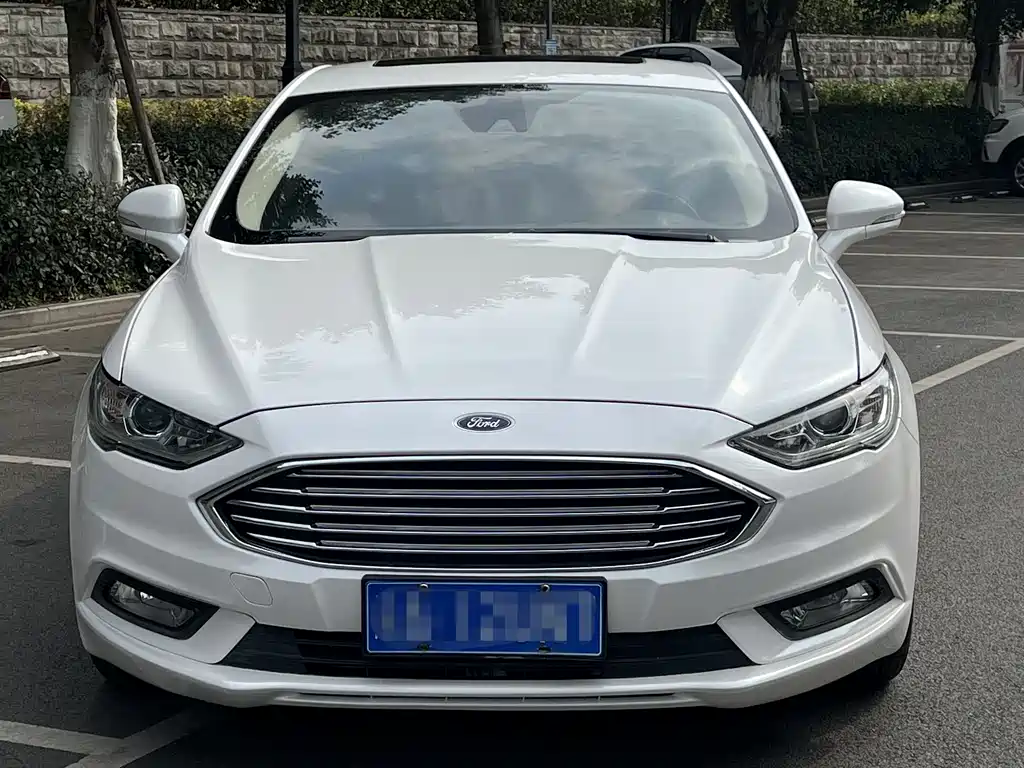 Ford Mondeo 2017 — фото 2