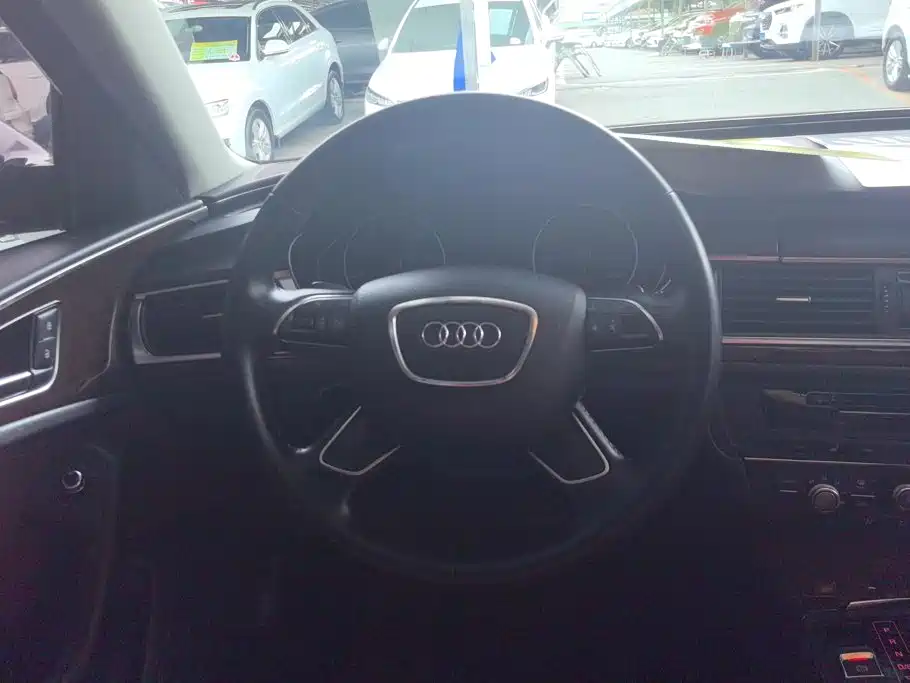Audi A6L 2014 — фото 15