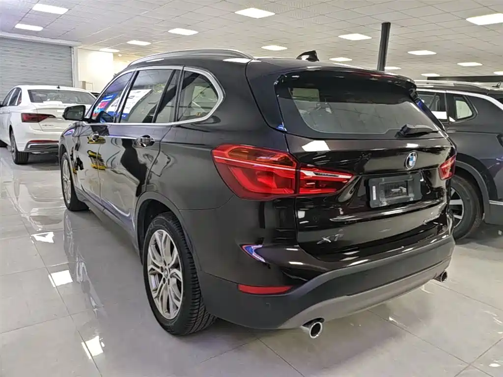 BMW X1 2018 — фото 5