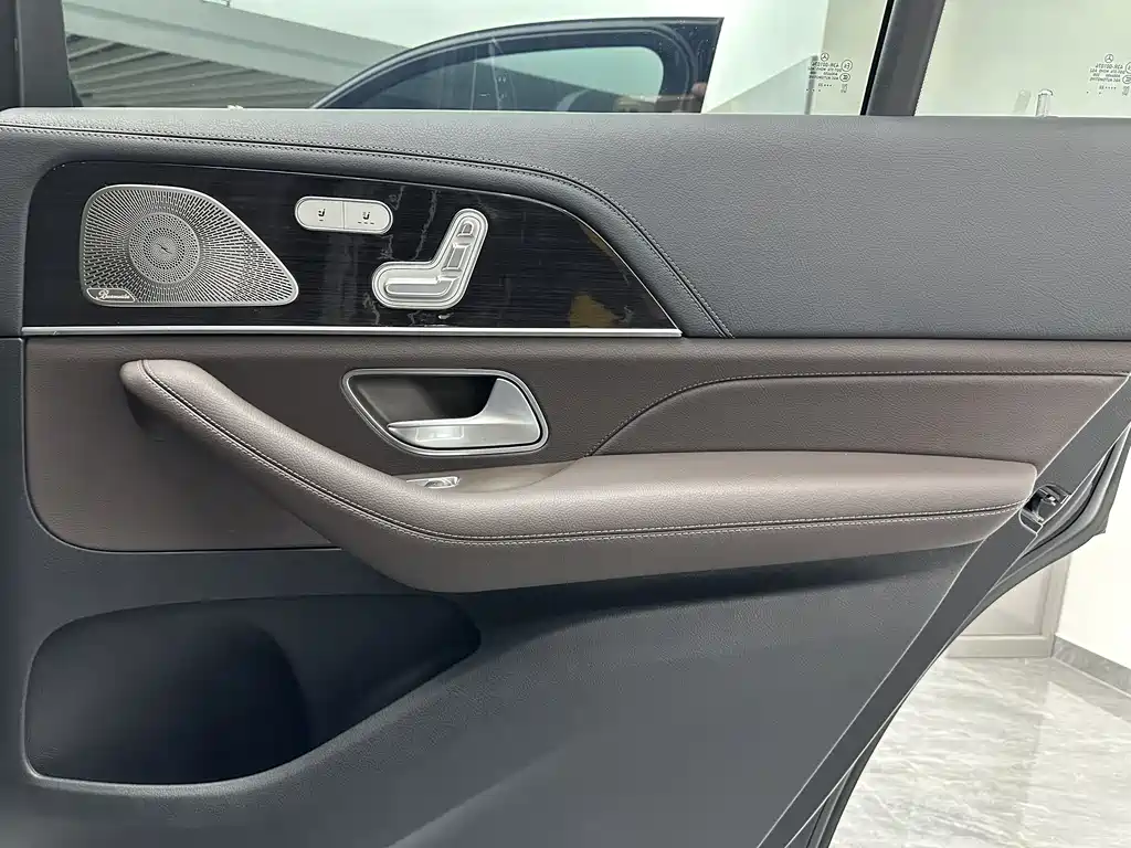 Mercedes-Benz GLS 2022 — фото 26