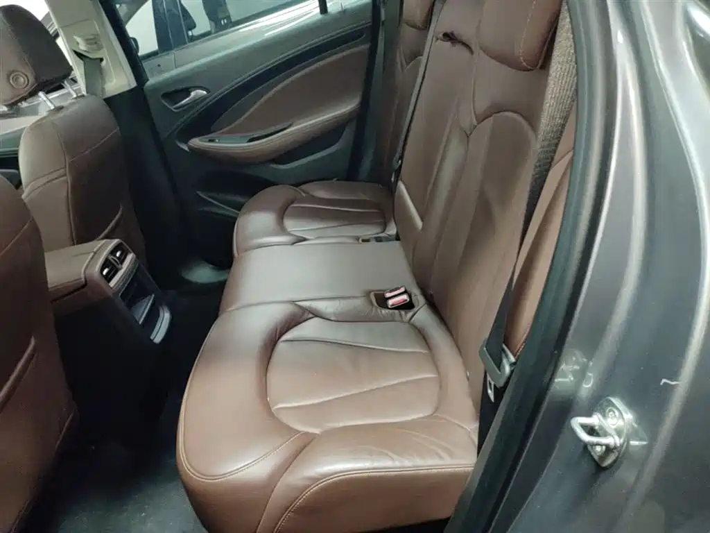 Buick Envision Plus 2020 — фото 17