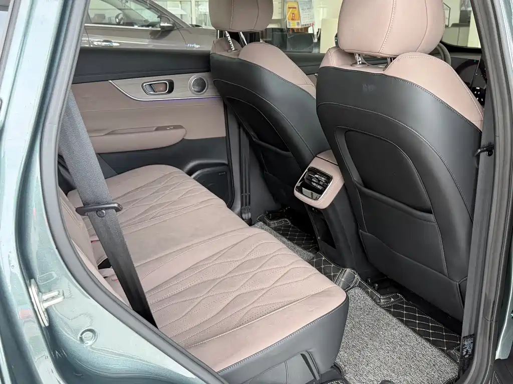 Chery Tiggo 8 PLUS 2025 — фото 8