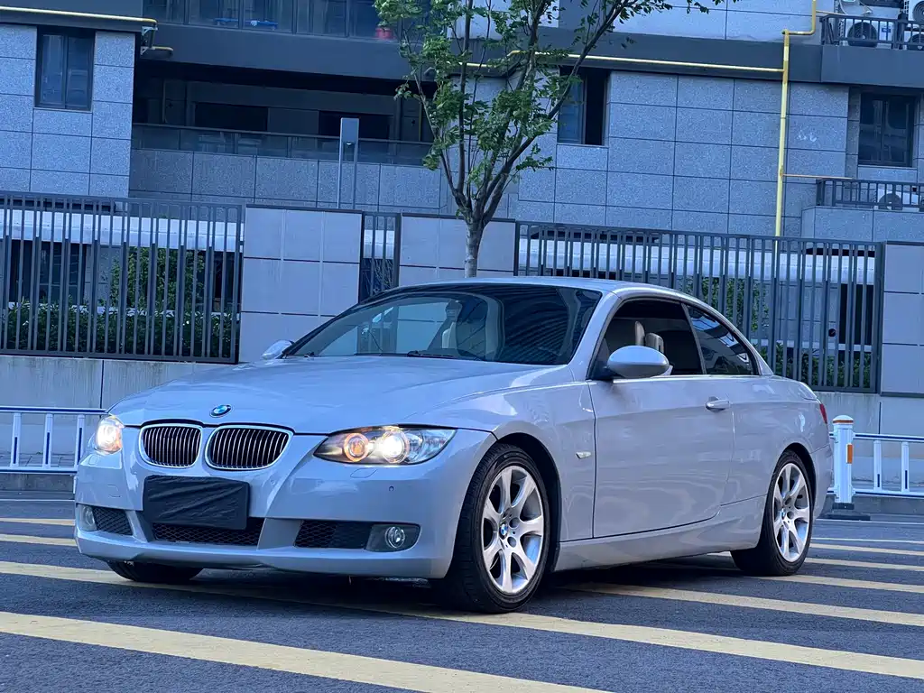 BMW 3 Series 2009