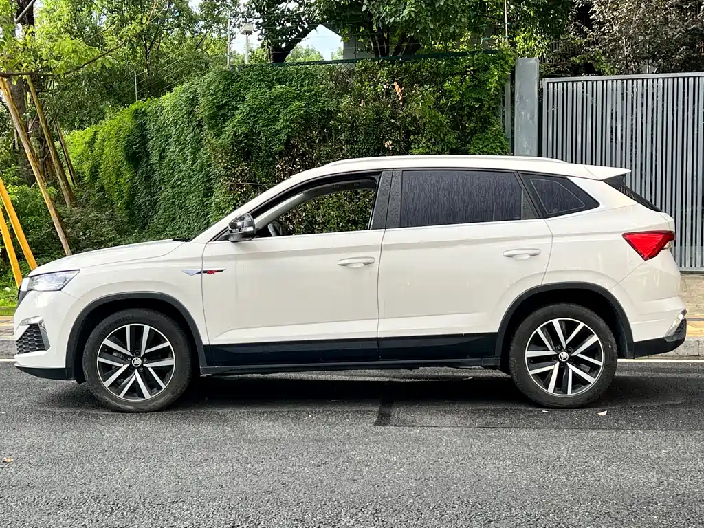Skoda Kamiq 2021 — фото 8