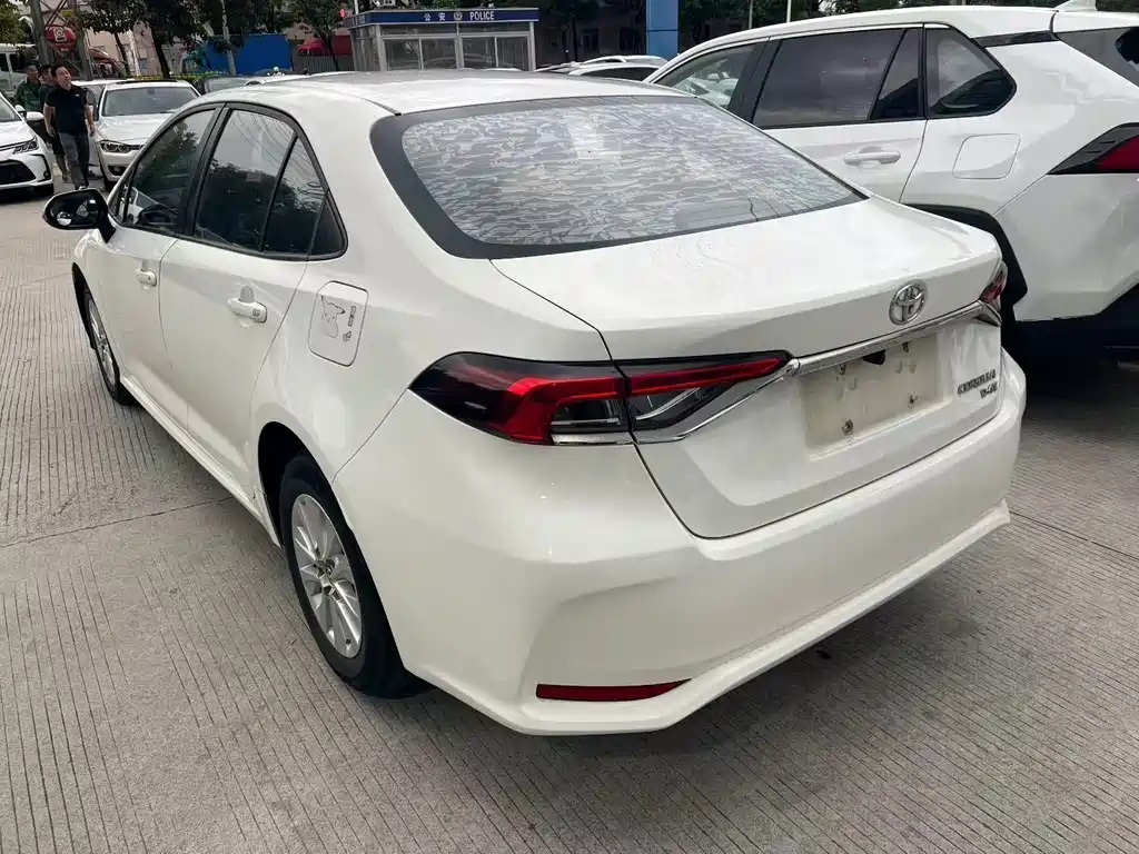 Toyota Corolla 2020 — фото 6