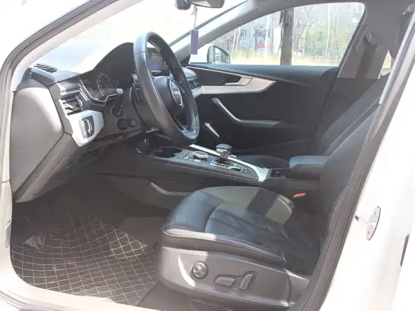 Audi A4L 2017