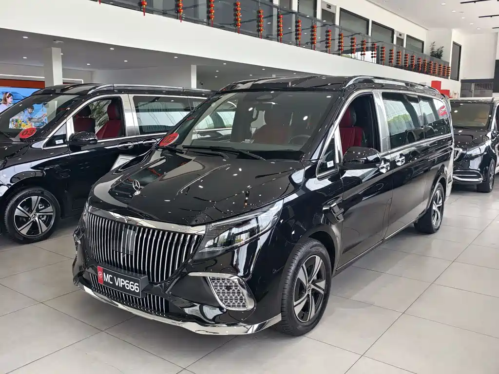 Mercedes-Benz Vito 2026 — фото 1