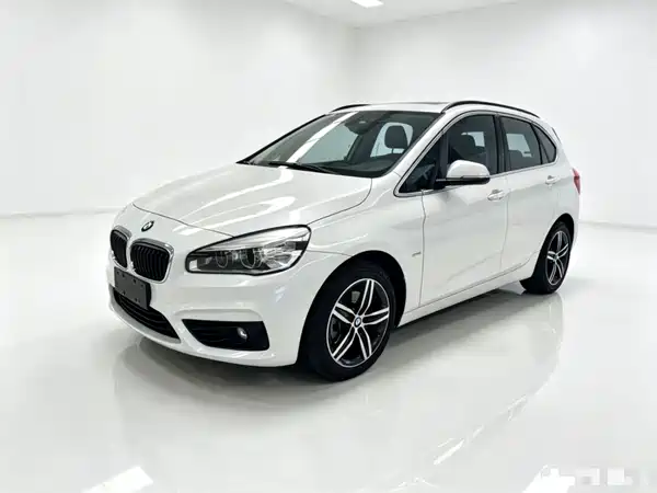 BMW 2 Series Station Wagon 2017
