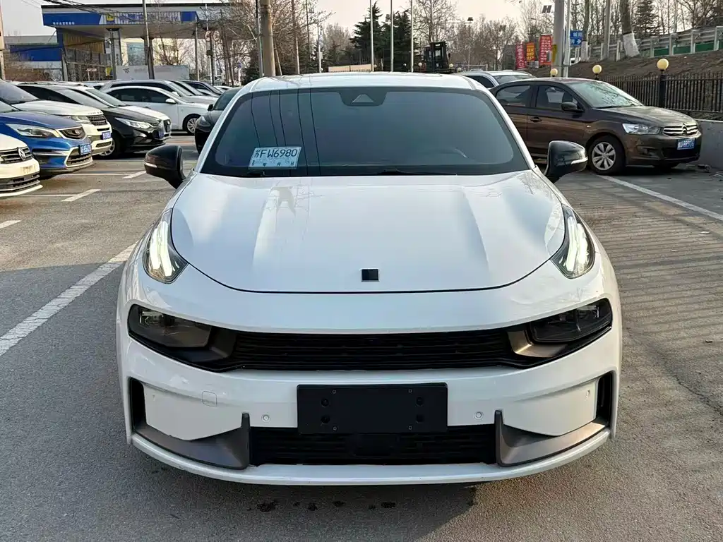 Lynk & Co 03 2022 — фото 2