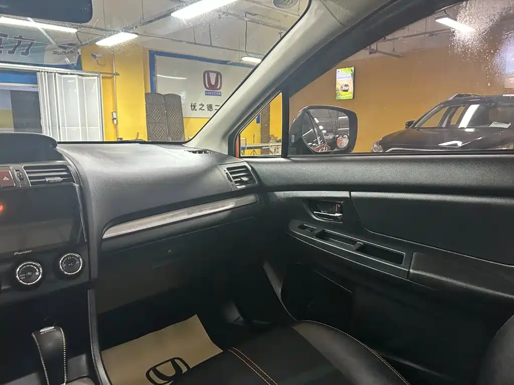 Subaru XV 2015 — фото 17